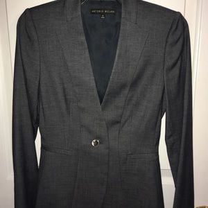 Antonio Melani Woman’s pant suit size 0